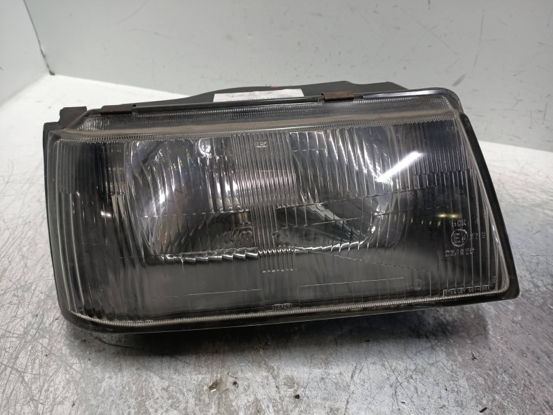 Recambio de faro derecho para mitsubishi colt (c10) 1.2 referencia OEM IAM   