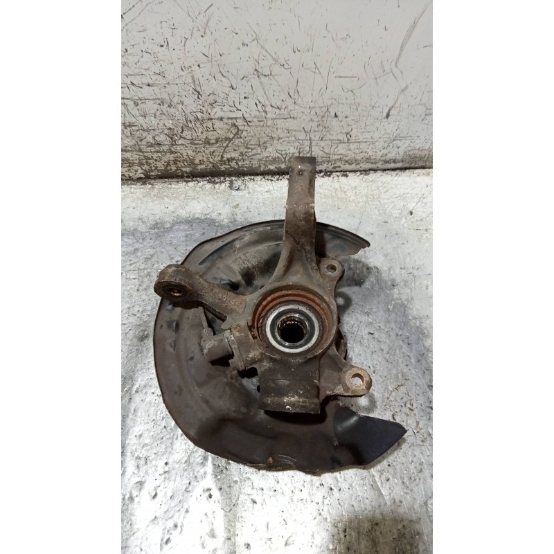 Recambio de mangueta delantera derecha para toyota avensis berlina (t 22) 1.6 luna (5-ptas.) referencia OEM IAM   