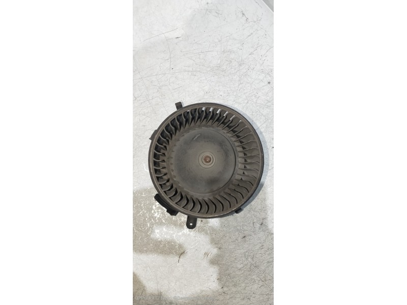 Recambio de motor calefaccion para peugeot boxer caja cerrada (rs 3000) (330/333) 2007 ) hdi (330) referencia OEM IAM 168330100 