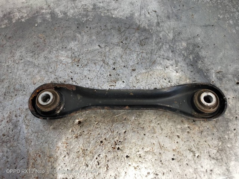 Recambio de brazo suspension superior trasero derecho para ford kuga (cbv) trend referencia OEM IAM   