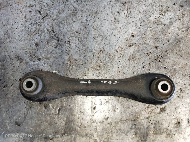 Recambio de brazo suspension superior trasero izquierdo para ford kuga (cbv) trend referencia OEM IAM 8V415500A  