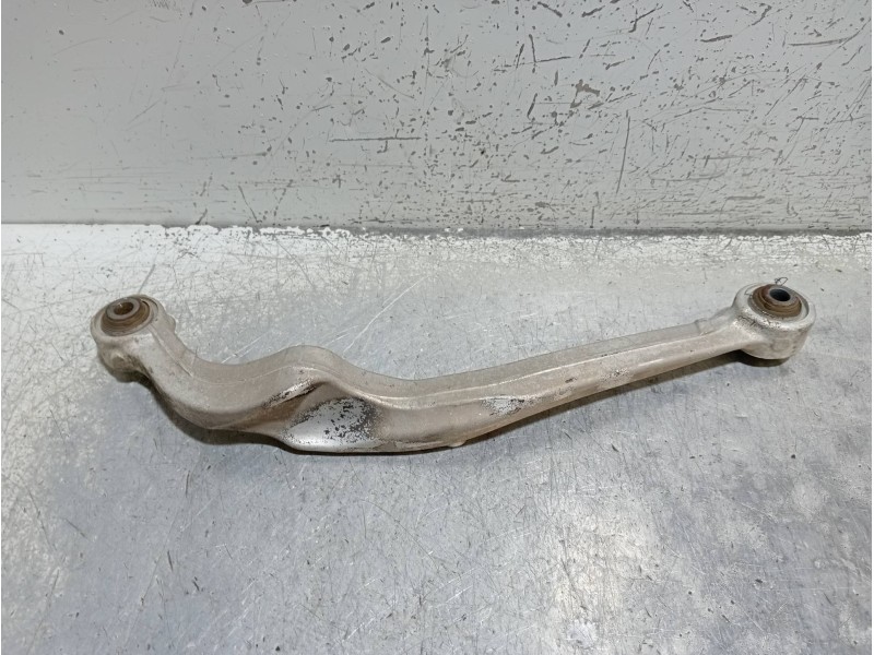 Recambio de brazo suspension inferior trasero izquierdo para nissan x-trail (t32) 360 referencia OEM IAM   