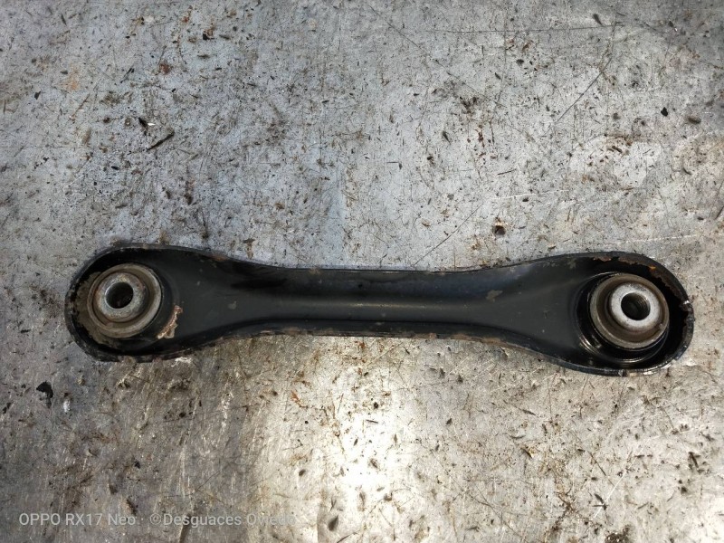 Recambio de brazo suspension superior trasero izquierdo para ford kuga (cbv) trend referencia OEM IAM 8V415500A  