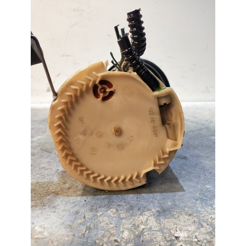 Recambio de bomba combustible para mercedes clase e (w211) berlina e 270 cdi (211.016) referencia OEM IAM A2114701694 0580303018