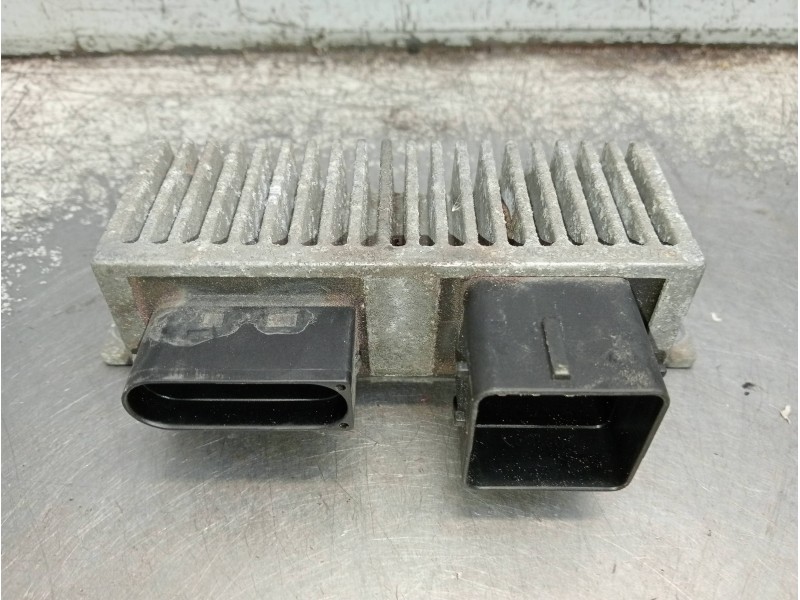 Recambio de caja precalentamiento para renault scenic iii dynamique referencia OEM IAM 8200558438A  