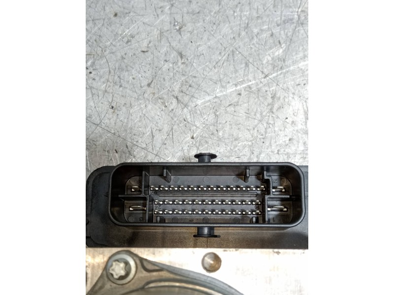 Recambio de abs para peugeot partner kombi access referencia OEM IAM 9811148880  