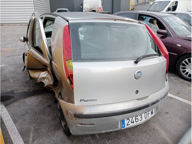 fiat punto berlina (188) del año 2005
