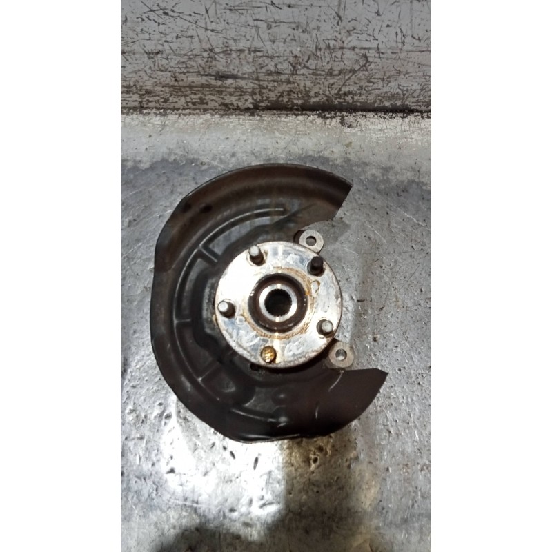 Recambio de mangueta delantera izquierda para toyota avensis berlina (t 22) 1.6 luna (5-ptas.) referencia OEM IAM   
