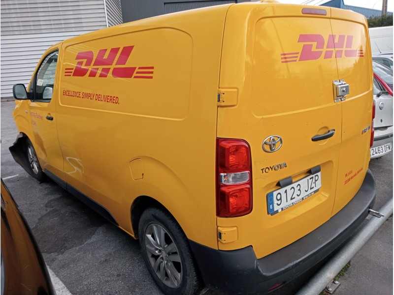 toyota proace verso del año 2017