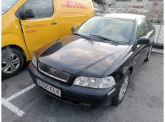 volvo s40 berlina del año 2003