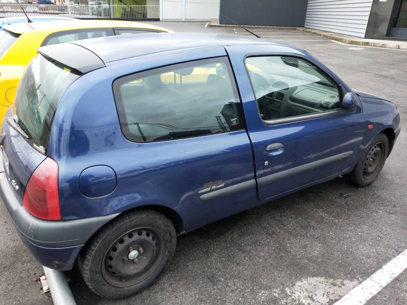 renault clio ii fase i (b/cbo) del año 2000