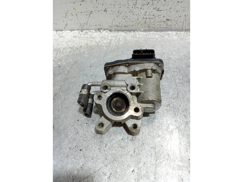 Recambio de valvula egr para renault maxity fg 150.35/45 referencia OEM IAM 1501000013  