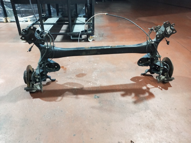 Recambio de puente trasero para renault megane iii berlina 5 p business referencia OEM IAM   DISCO/ABS