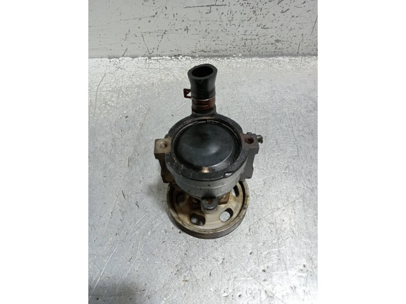 Recambio de bomba direccion para renault clio ii fase i (b/cbo) 1.2 referencia OEM IAM 7700840105 7700840805 26043475