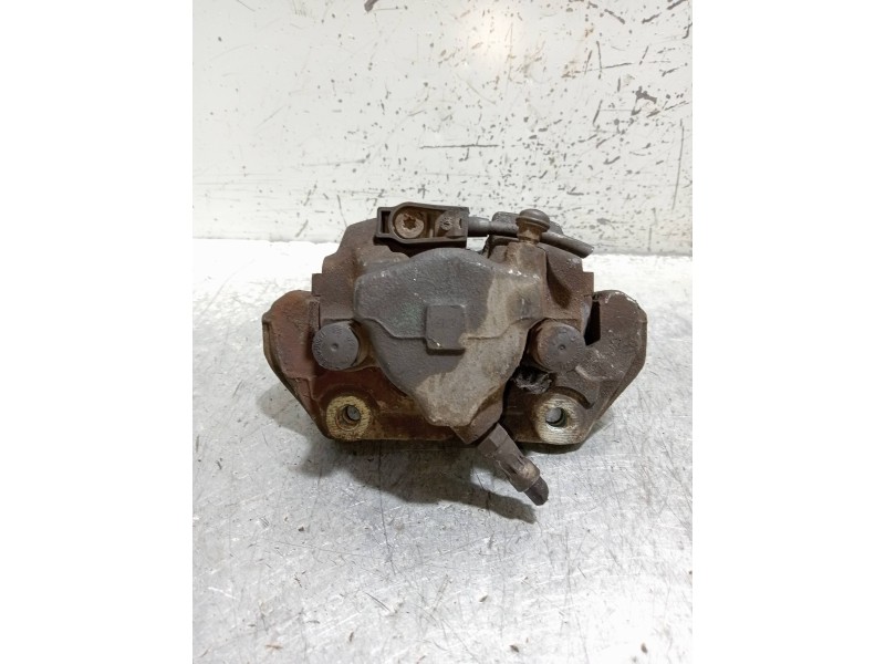 Recambio de pinza freno delantera derecha para mercedes clase c (w202) familiar 250 t turbodiesel (202.188) referencia OEM IAM  