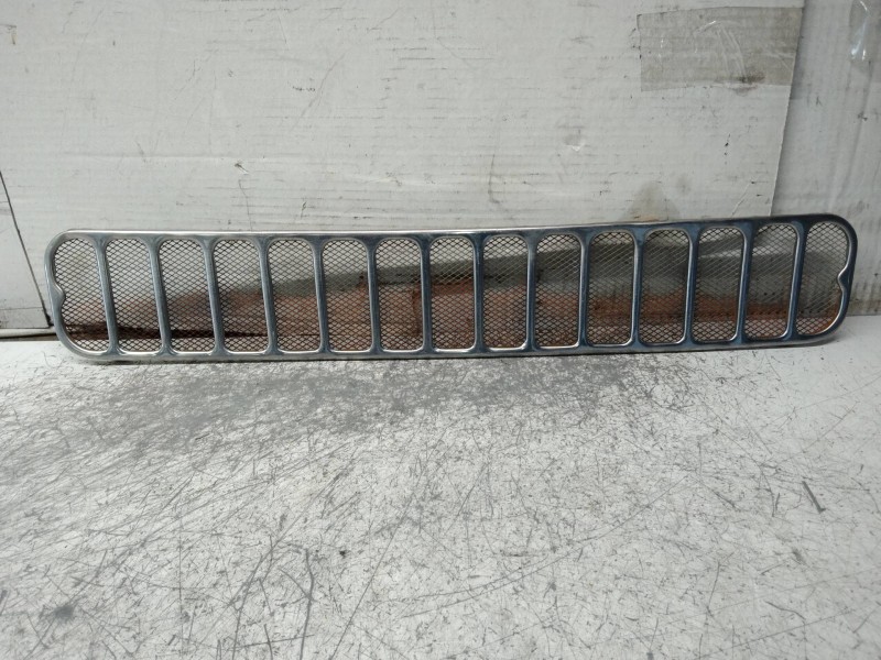 Recambio de rejilla delantera para citroen dyane dyane 6 referencia OEM IAM   