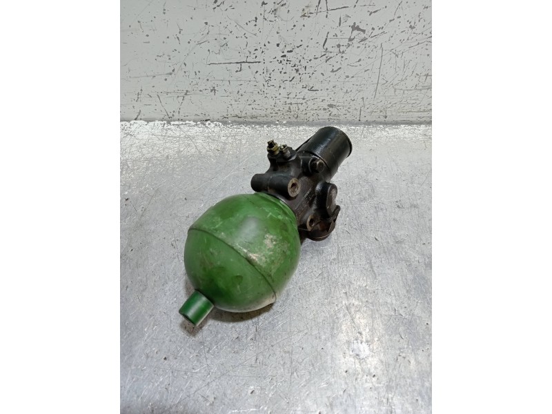 Recambio de acumulador central amortiguacion para citroen xantia berlina 1.9 td sx referencia OEM IAM 96154588  