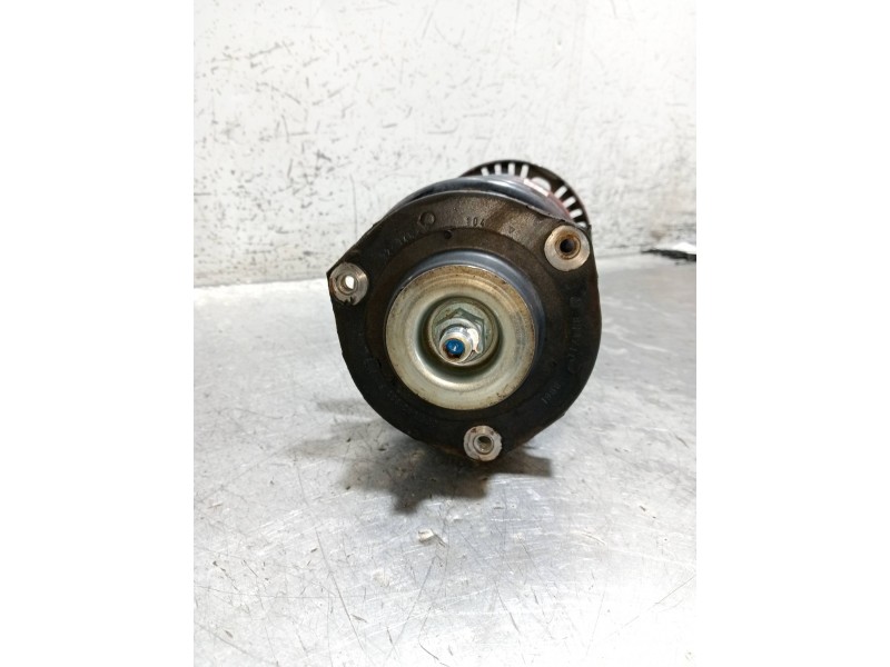 Recambio de amortiguador delantero derecho para volkswagen fox (5z1) básico referencia OEM IAM   