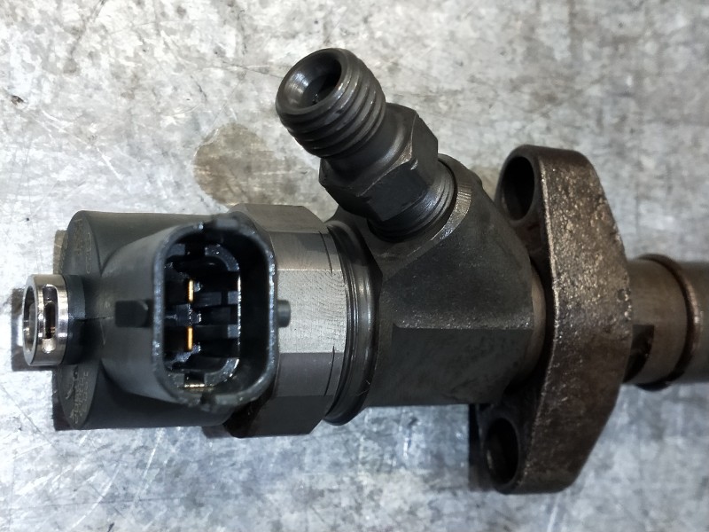 Recambio de inyector para renault master ii ph. 2 pritsche/fgst l1h1 caja abierta 2.8 to batalla 3078 mm referencia OEM IAM 0986