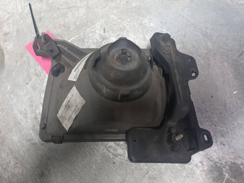 Recambio de faro derecho para nissan pick-up (d22) 2.5 diesel referencia OEM IAM    Recambio de faro derecho para nissan pick-up (d22) 2.5 diesel referencia OEM IAM