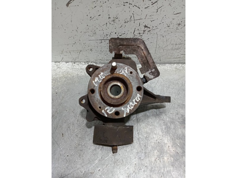 Recambio de mangueta delantera izquierda para citroen xantia berlina 1.9 td seduction referencia OEM IAM   