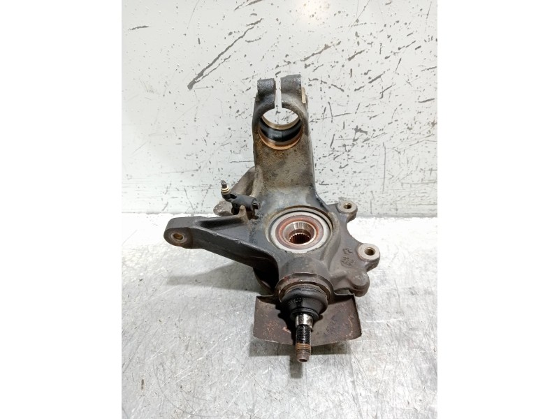 Recambio de mangueta delantera izquierda para citroen xantia berlina 1.9 td seduction referencia OEM IAM   