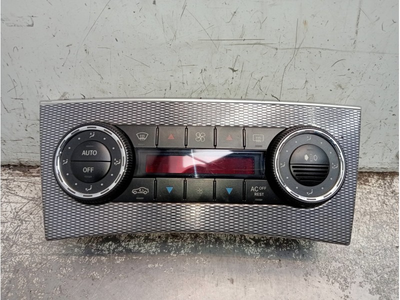 Recambio de mando calefaccion / aire acondicionado para mercedes clase clk (w209) coupe 270 cdi (209.316) referencia OEM IAM A20