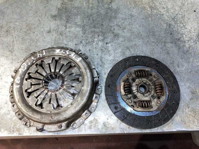 Recambio de kit embrague para ford fiesta (cbk) referencia OEM IAM   