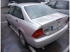 ford focus berlina (cak) del año 2000 2