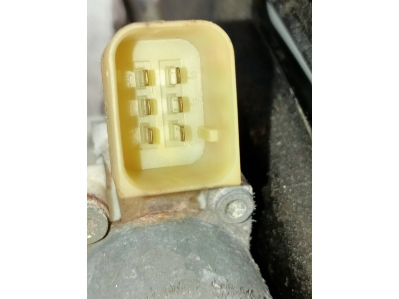 Recambio de elevalunas delantero derecho para mercedes clase clk (w209) coupe 270 cdi (209.316) referencia OEM IAM   2P