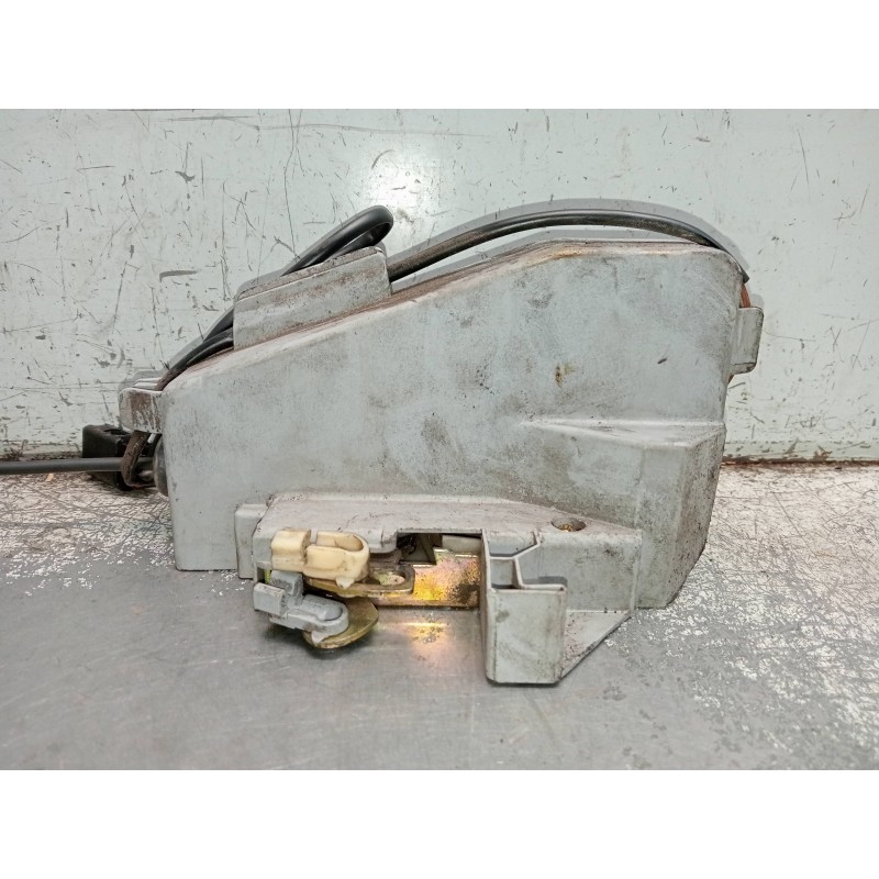 Recambio de motor cierre centralizado delantero derecho para ford puma (cce) 1.4 referencia OEM IAM   3P