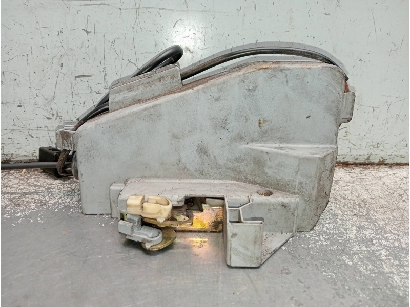 Recambio de motor cierre centralizado delantero derecho para ford puma (cce) 1.4 referencia OEM IAM   3P