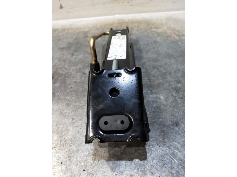 Recambio de gato para peugeot 206 berlina x-line refri referencia OEM IAM   