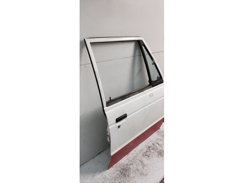 Recambio de puerta delantera derecha para mitsubishi montero (l040) 2500 td (2-ptas.) referencia OEM IAM   3P