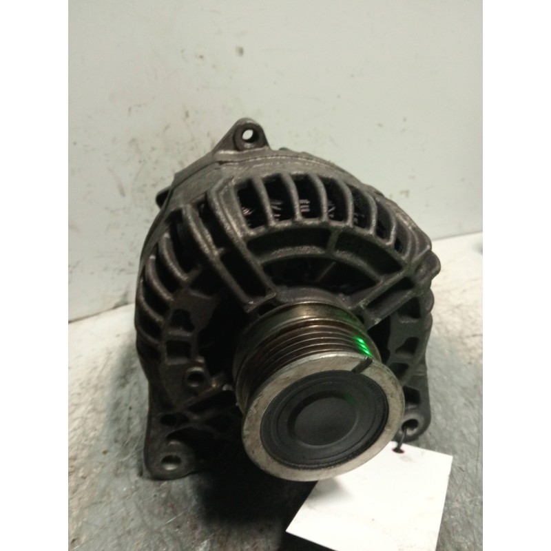Recambio de alternador para renault clio ii fase ii (b/cb0) authentique confort referencia OEM IAM 0124525028  