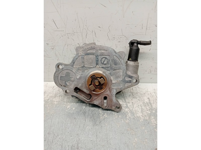 Recambio de depresor freno / bomba vacio para seat ibiza (6j5) stylance / style referencia OEM IAM 03L145100  