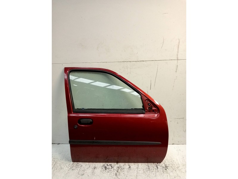 Recambio de puerta delantera derecha para ford fiesta berlina básico referencia OEM IAM   5P
