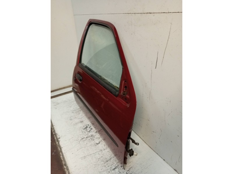 Recambio de puerta delantera derecha para ford fiesta berlina básico referencia OEM IAM   5P