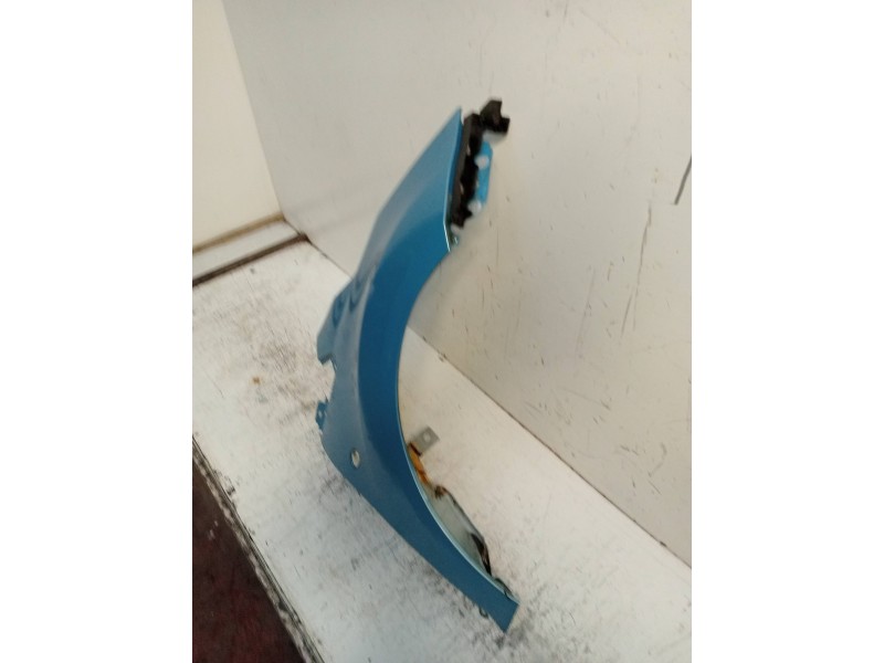 Recambio de aleta delantera derecha para ford ka (ccu) titanium referencia OEM IAM   