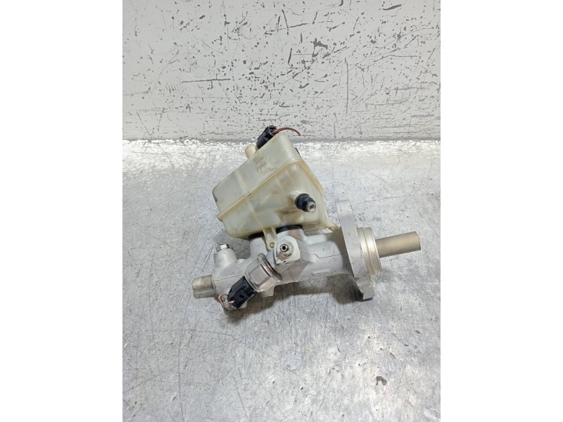 Recambio de bomba freno para mercedes clase c (w203) sportcoupe c 220 cdi (203.706) referencia OEM IAM A2034300002  