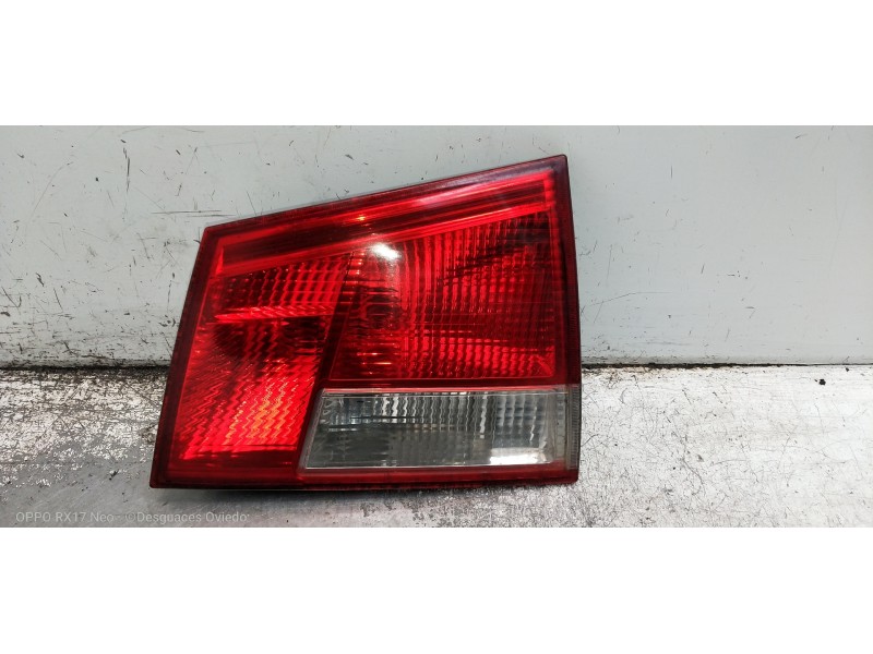 Recambio de piloto trasero derecho interior para opel vectra c caravan elegance referencia OEM IAM 24469464R  