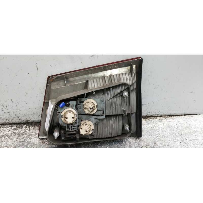 Recambio de piloto trasero izquierdo interior para opel vectra c caravan elegance referencia OEM IAM 24469463LN 13184024LD 