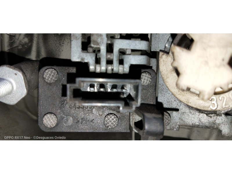 Recambio de piloto trasero izquierdo interior para opel vectra c caravan elegance referencia OEM IAM 24469463LN 13184024LD 