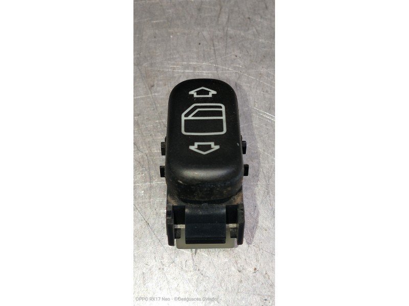 Recambio de mando elevalunas delantero derecho para mercedes clase s (w220) berlina 430 (220.070) referencia OEM IAM 2208201210 