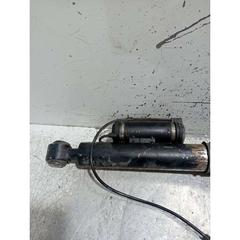 Recambio de amortiguador trasero izquierdo para mercedes clase s (w220) berlina 430 (220.070) referencia OEM IAM   