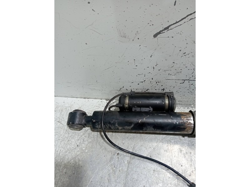 Recambio de amortiguador trasero izquierdo para mercedes clase s (w220) berlina 430 (220.070) referencia OEM IAM   
