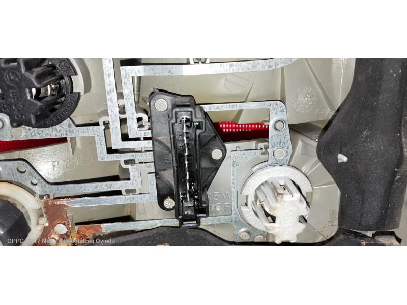Recambio de piloto trasero izquierdo para mercedes clase s (w220) berlina 430 (220.070) referencia OEM IAM A2208200164 255001 