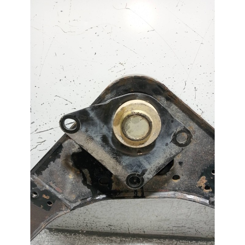 Recambio de puente trasero para jeep gr.cherokee (wj/wg) 4.0 limited referencia OEM IAM   BRAZO TRASERO CENTRAL