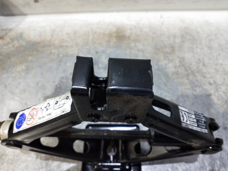 Recambio de gato para ford ka (ccu) titanium referencia OEM IAM   