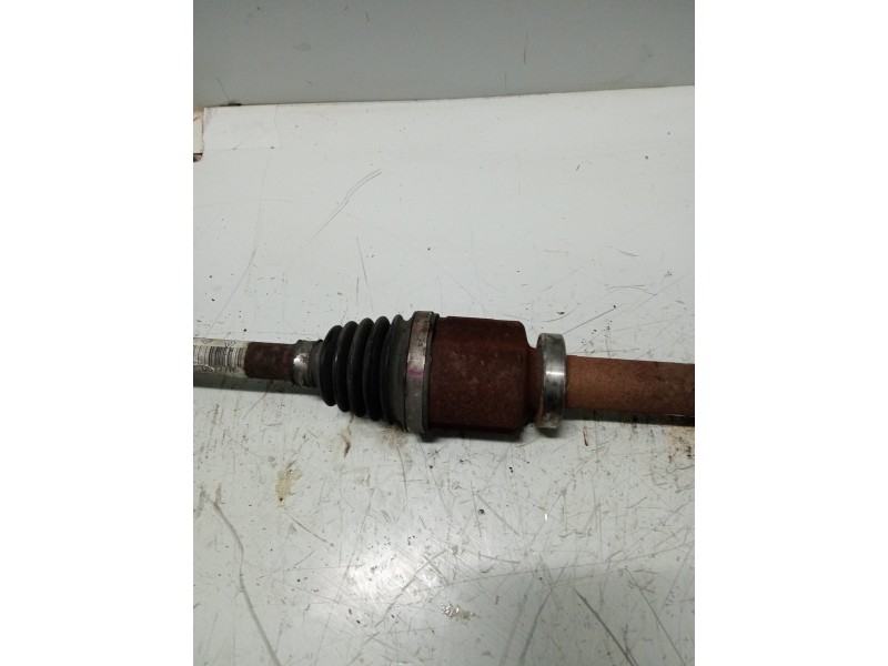 Recambio de transmision delantera derecha para renault scenic iii dynamique referencia OEM IAM 391006777R  